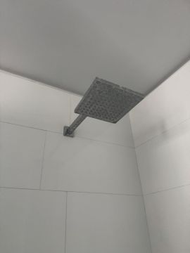 Fontanero para reparación de duchas y bañeras