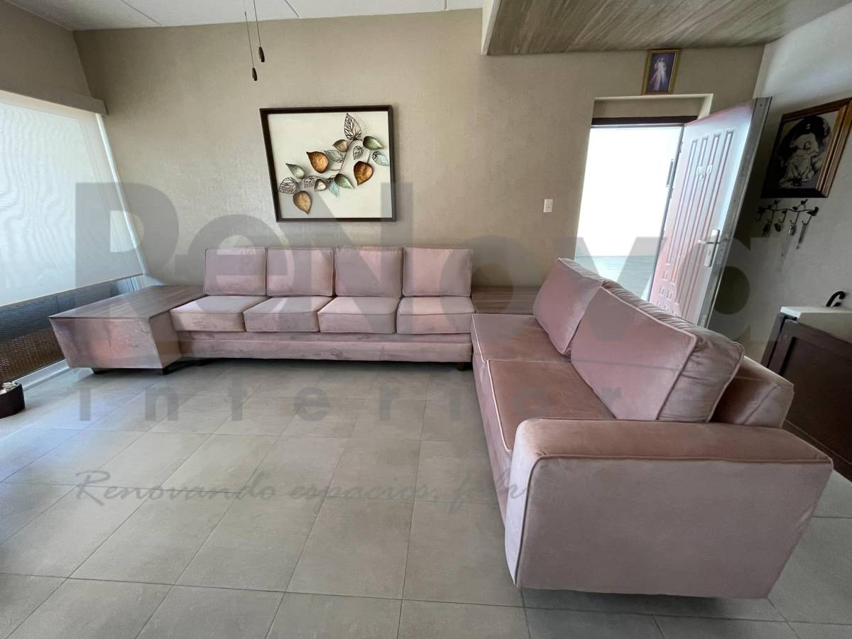 ReNova Interiores - Monterrey - Limpieza de tapicerias y muebles
