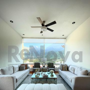 ReNova Interiores - Monterrey - Limpieza de cortinas