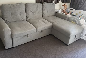 Upholstery and Furniture Cleaner