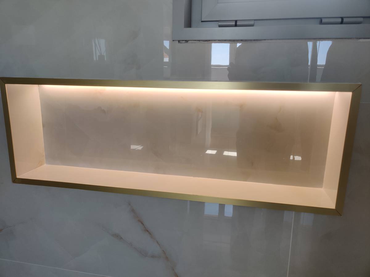 Luzes de Apolo - Guimarães - Home Theater Construction