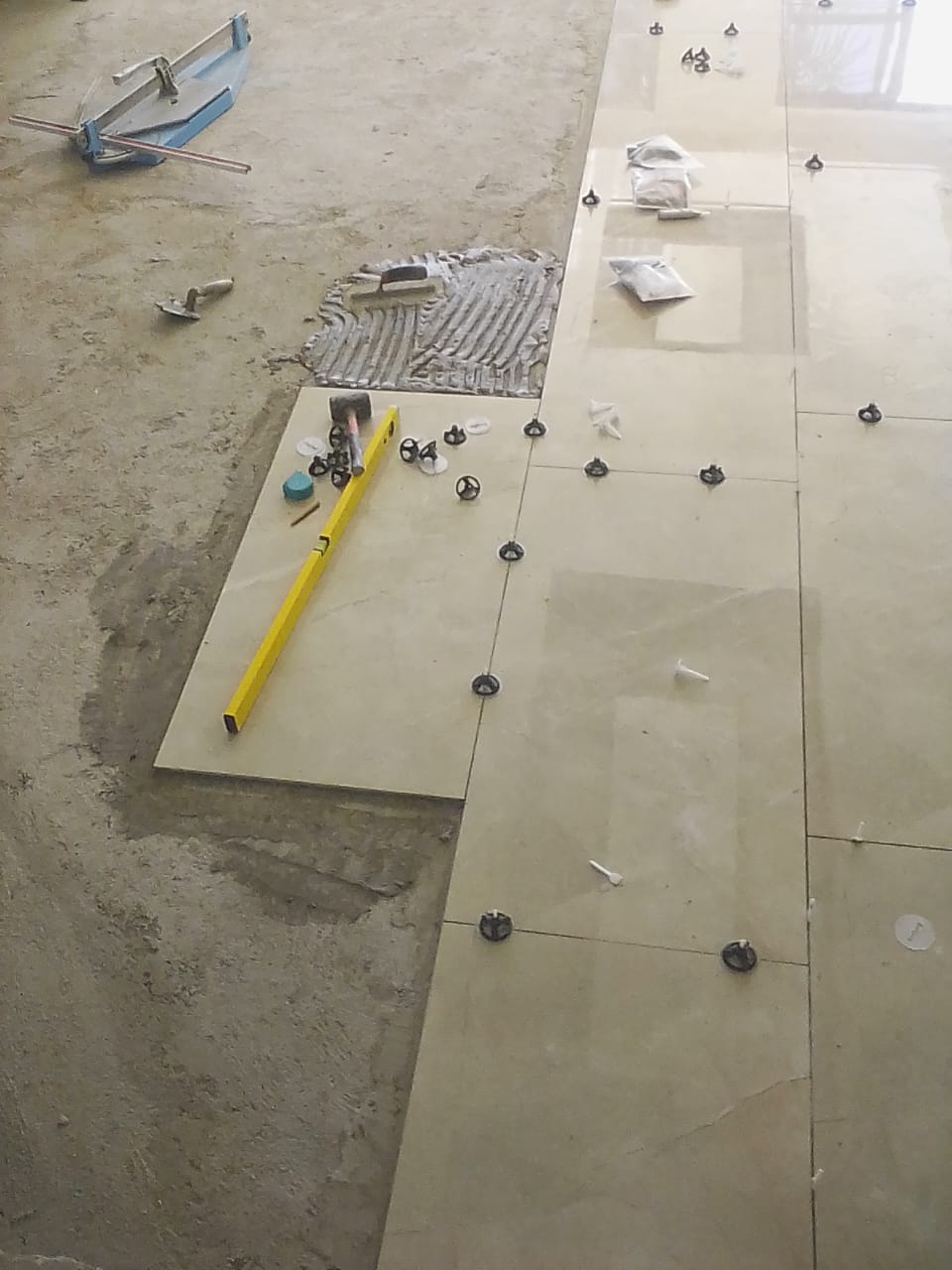Construhelp - Torres Vedras - Instalação de Escadas