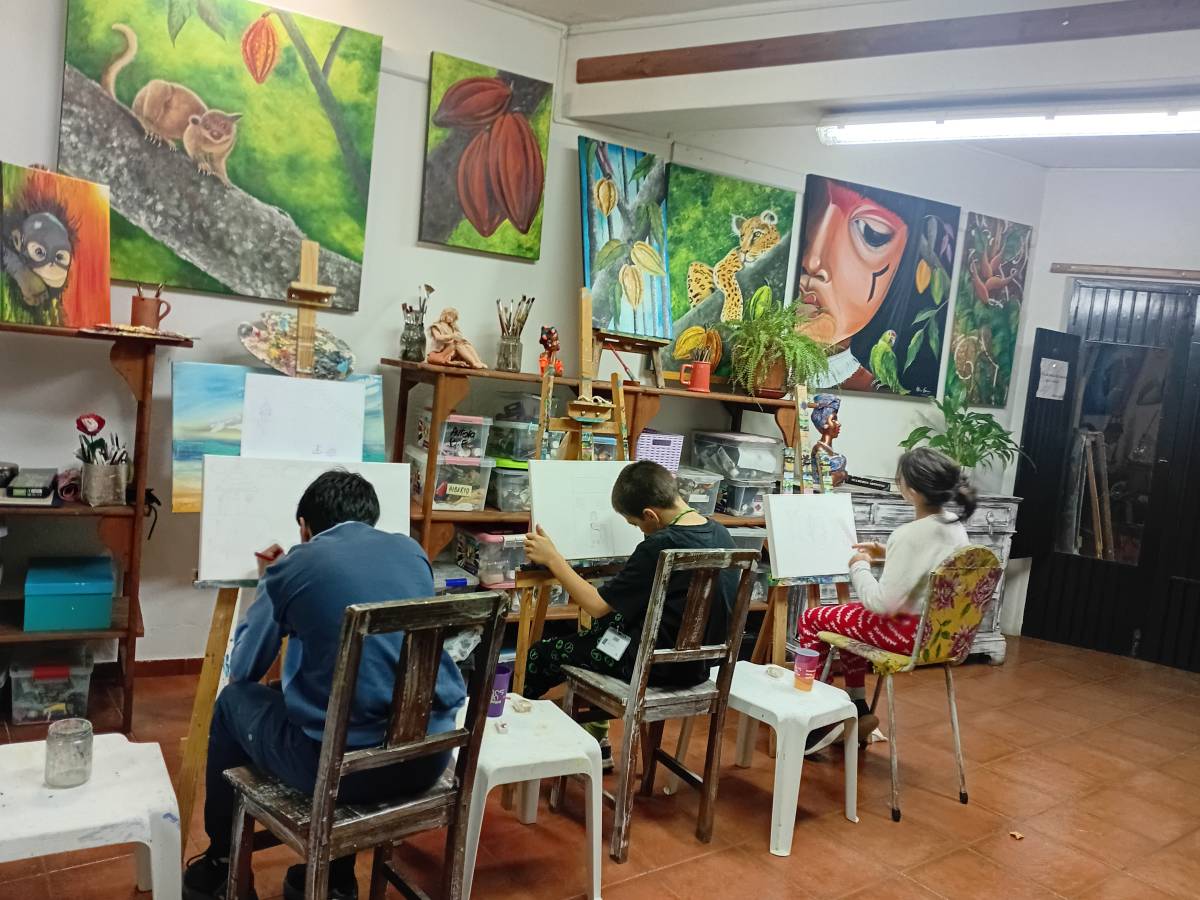 Atelier Meire Gomes - Faro - Animation - Maquillage artistique du visage et du corps