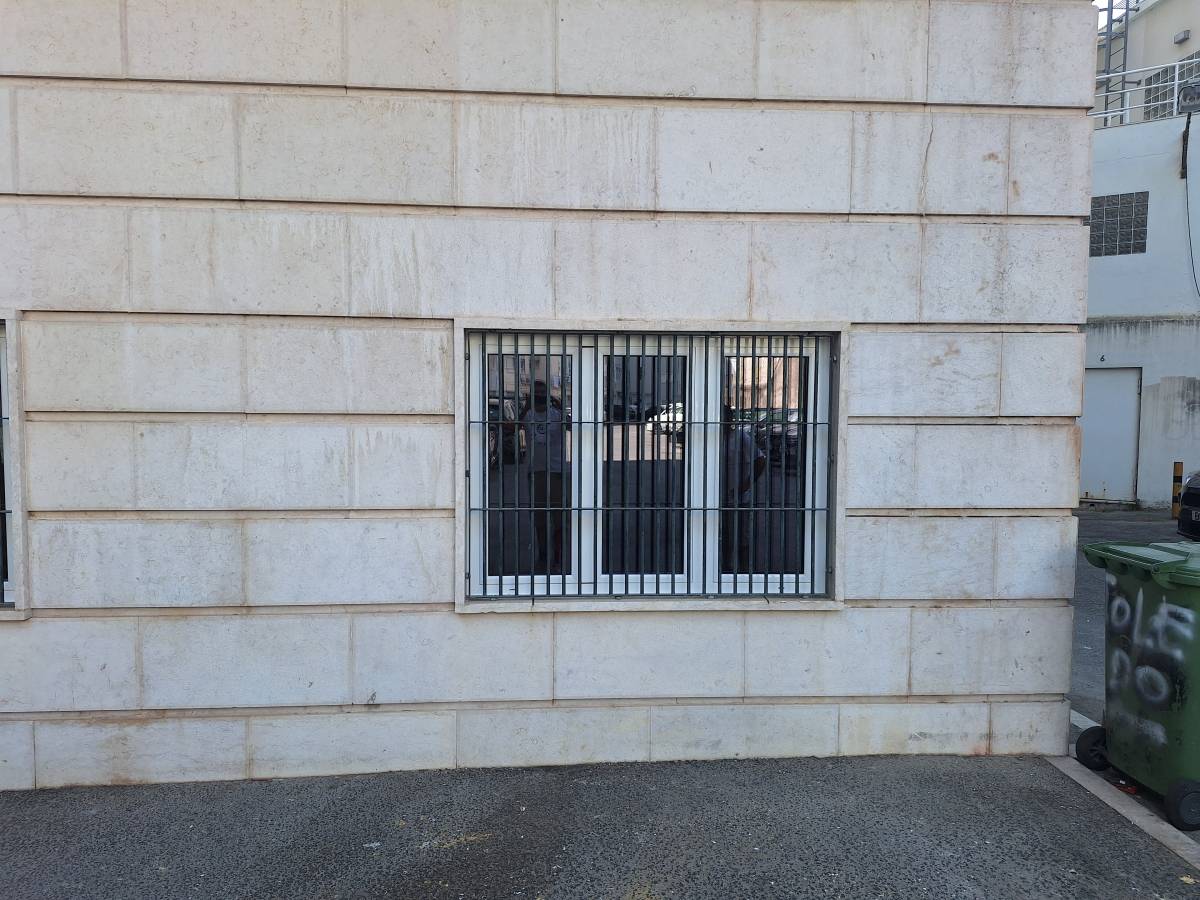 António Joaquim - Loures - Instalação ou Reparação de Rede de Proteção ou Mosquiteira