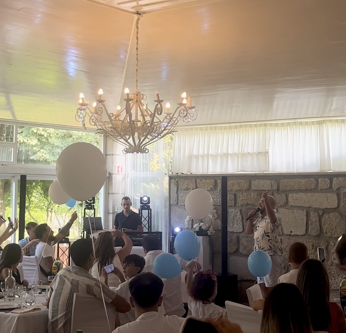 AfterGold Events - Guimarães - Aluguer de Insufláveis para Festas