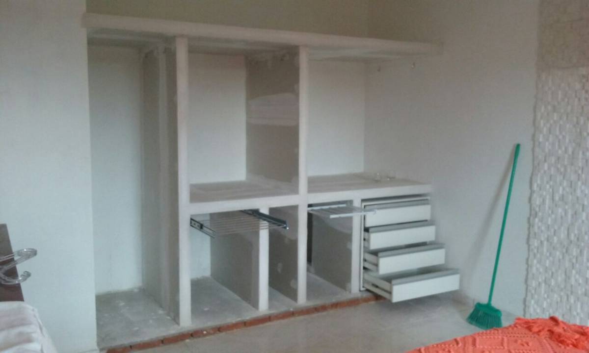 Cleidson Borges - Odivelas - Advogado de Direito Comercial