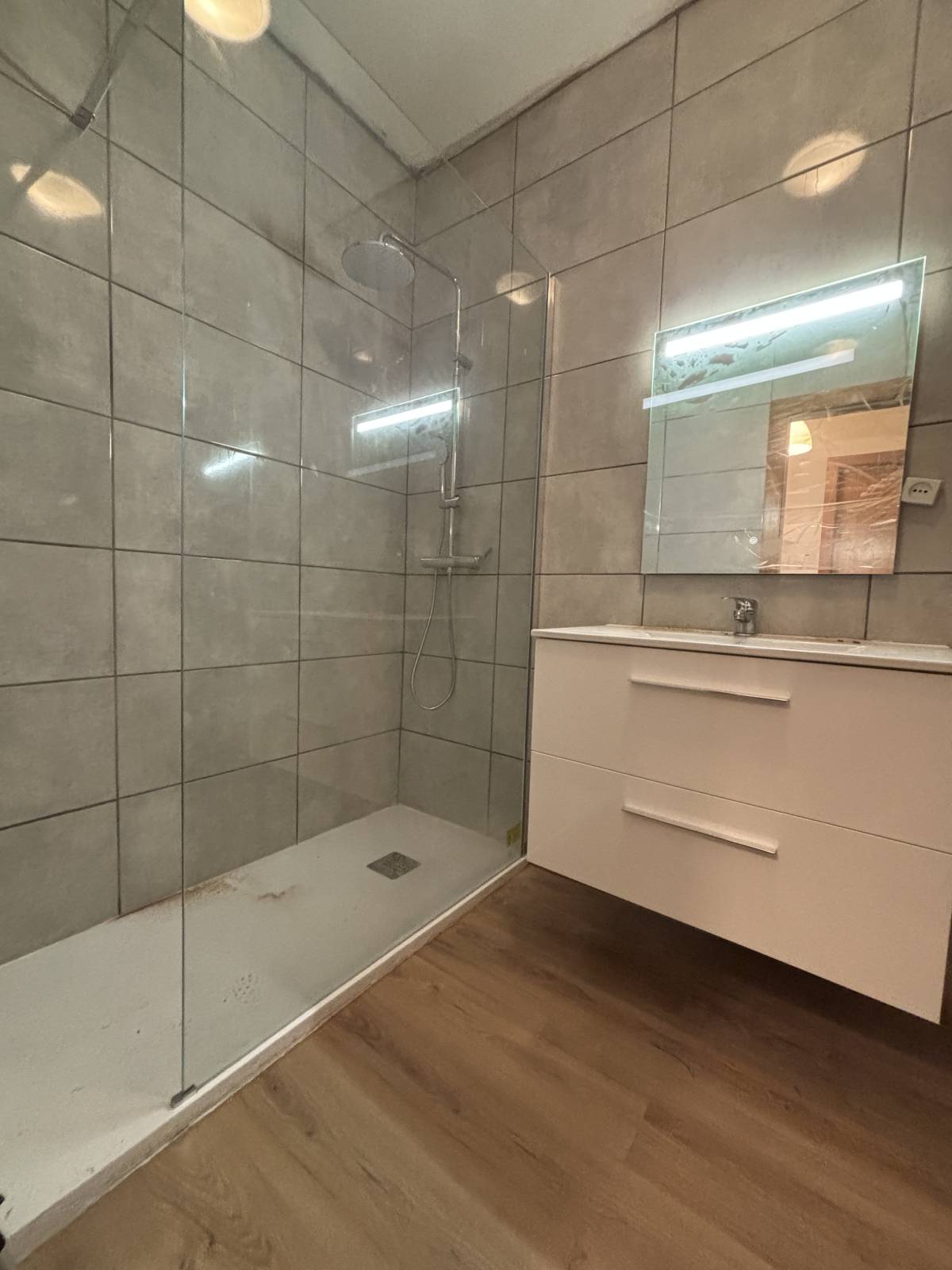 M&M Remodelações - Póvoa de Lanhoso - Baseboards