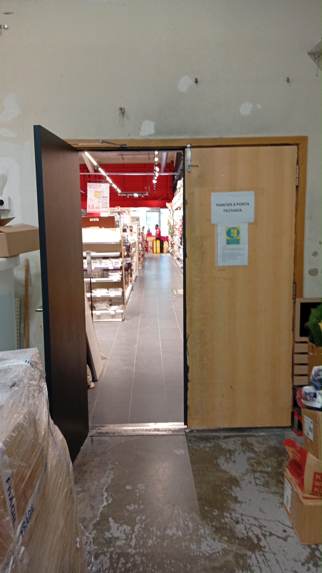 Construhelp - Torres Vedras - Revestimento de Cozinha