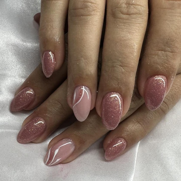 Márcia Tavares - Lisboa - Manicure and pedicure (for women)