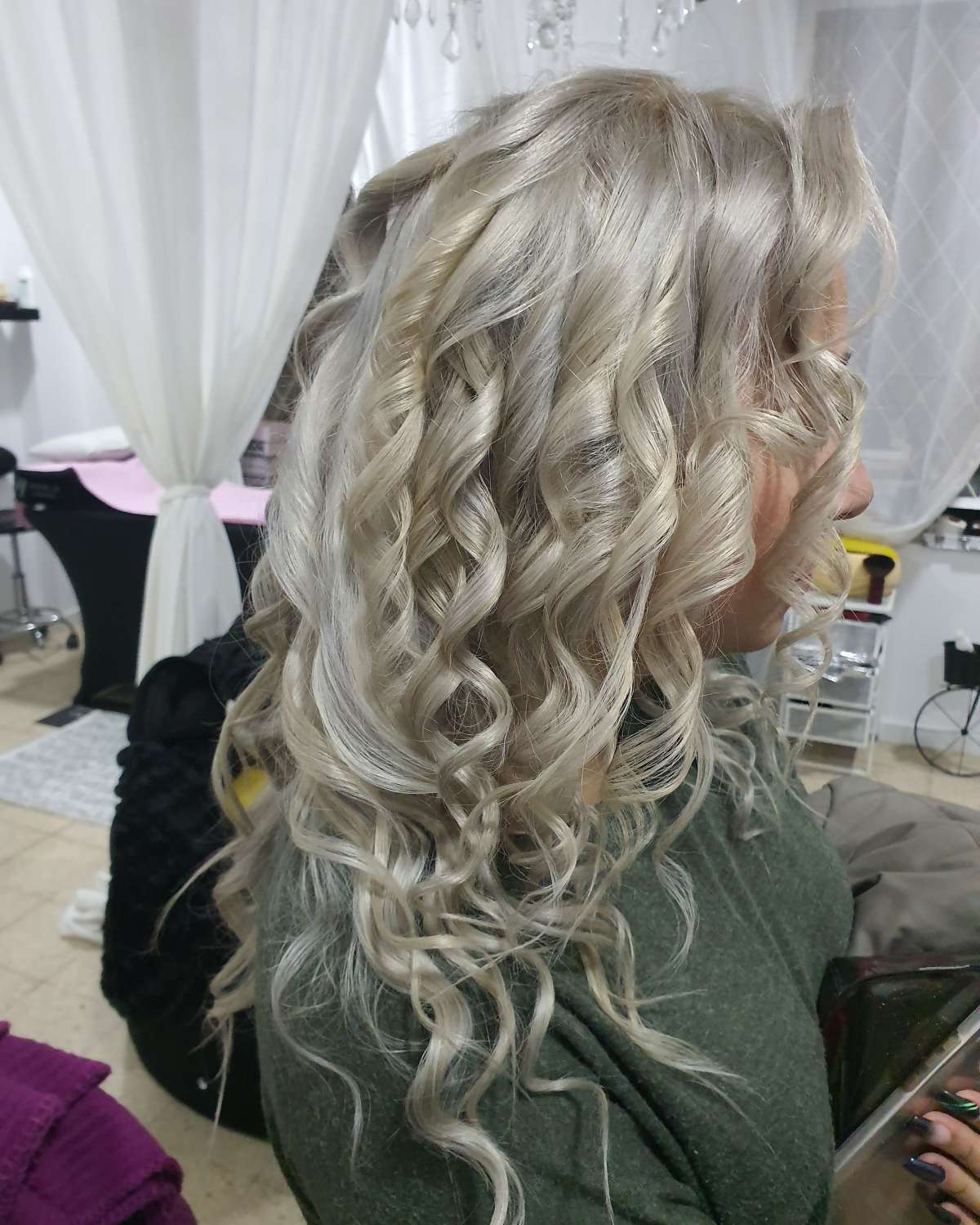 Raluca Beatrice MUA - Amadora - Manicure and pedicure
