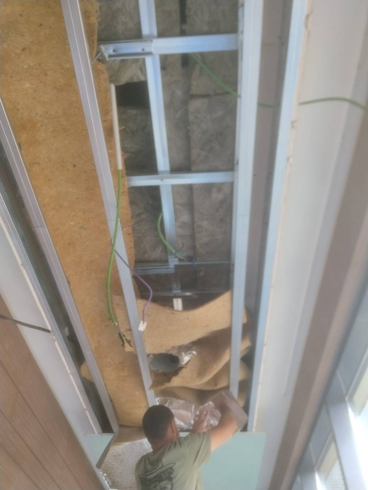 Construhelp - Torres Vedras - Reparação ou Manutenção de Telhado