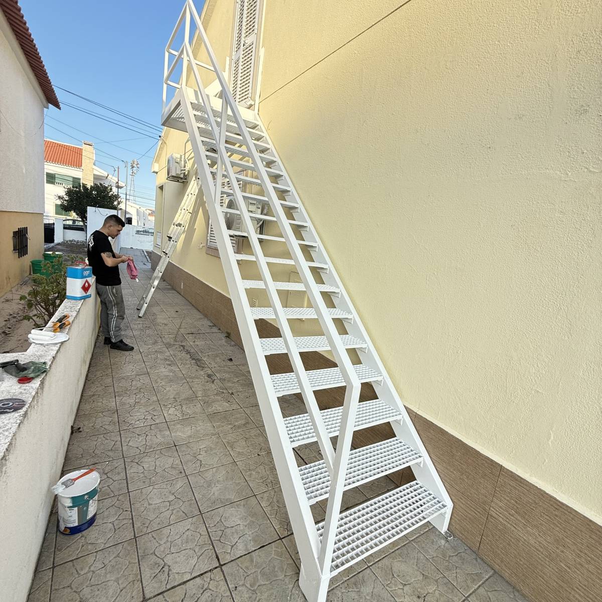 MetalFolli - Sintra - Construção de Parede Interior