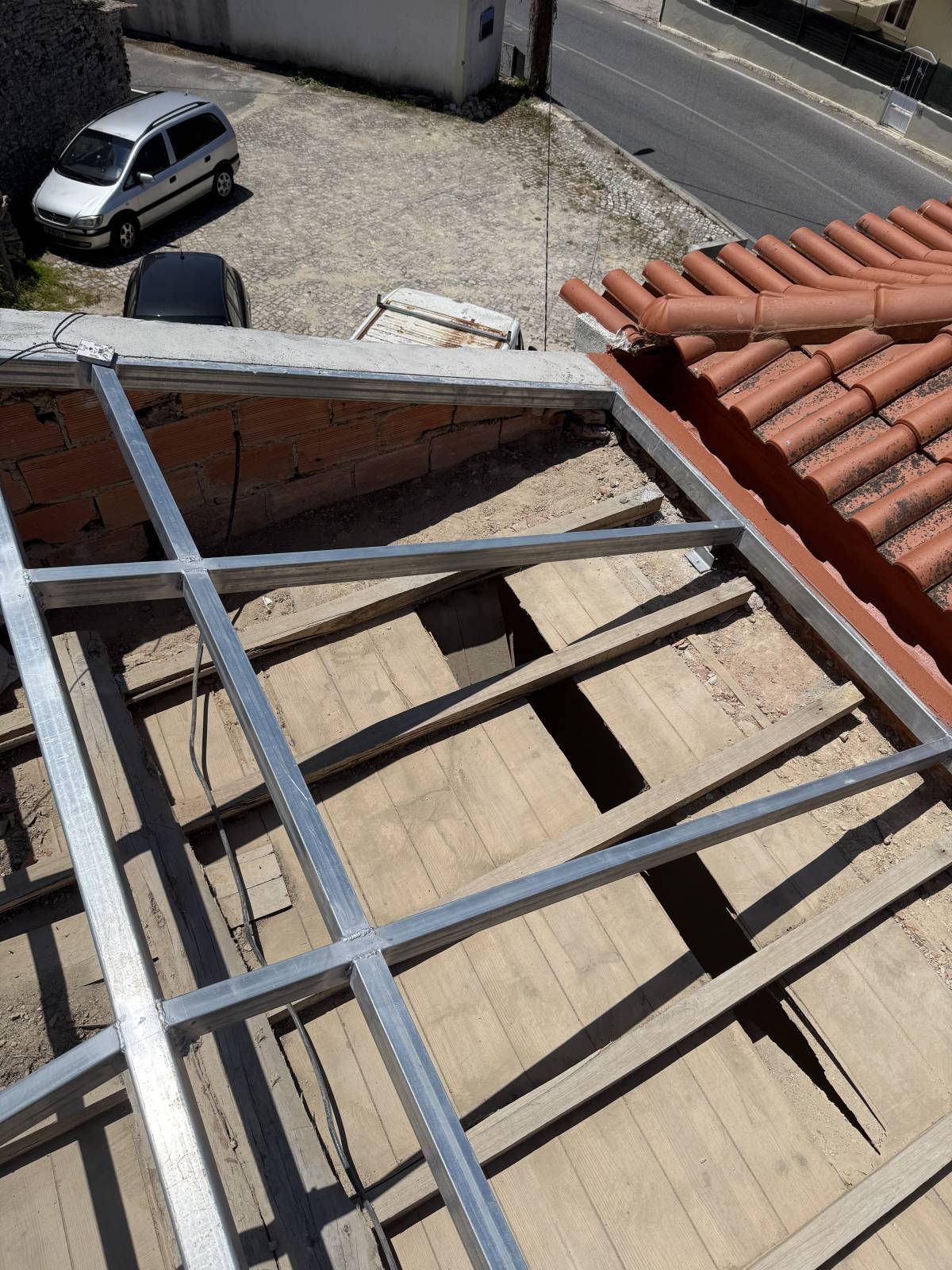 MetalFolli - Sintra - Instalação ou Reparação de Portões