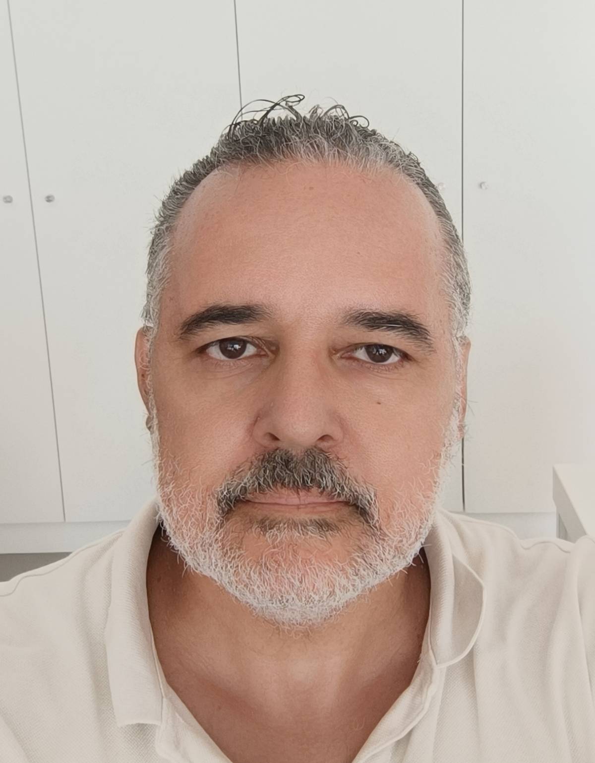 Paulo - Valongo - Montagem de Equipamento Desportivo