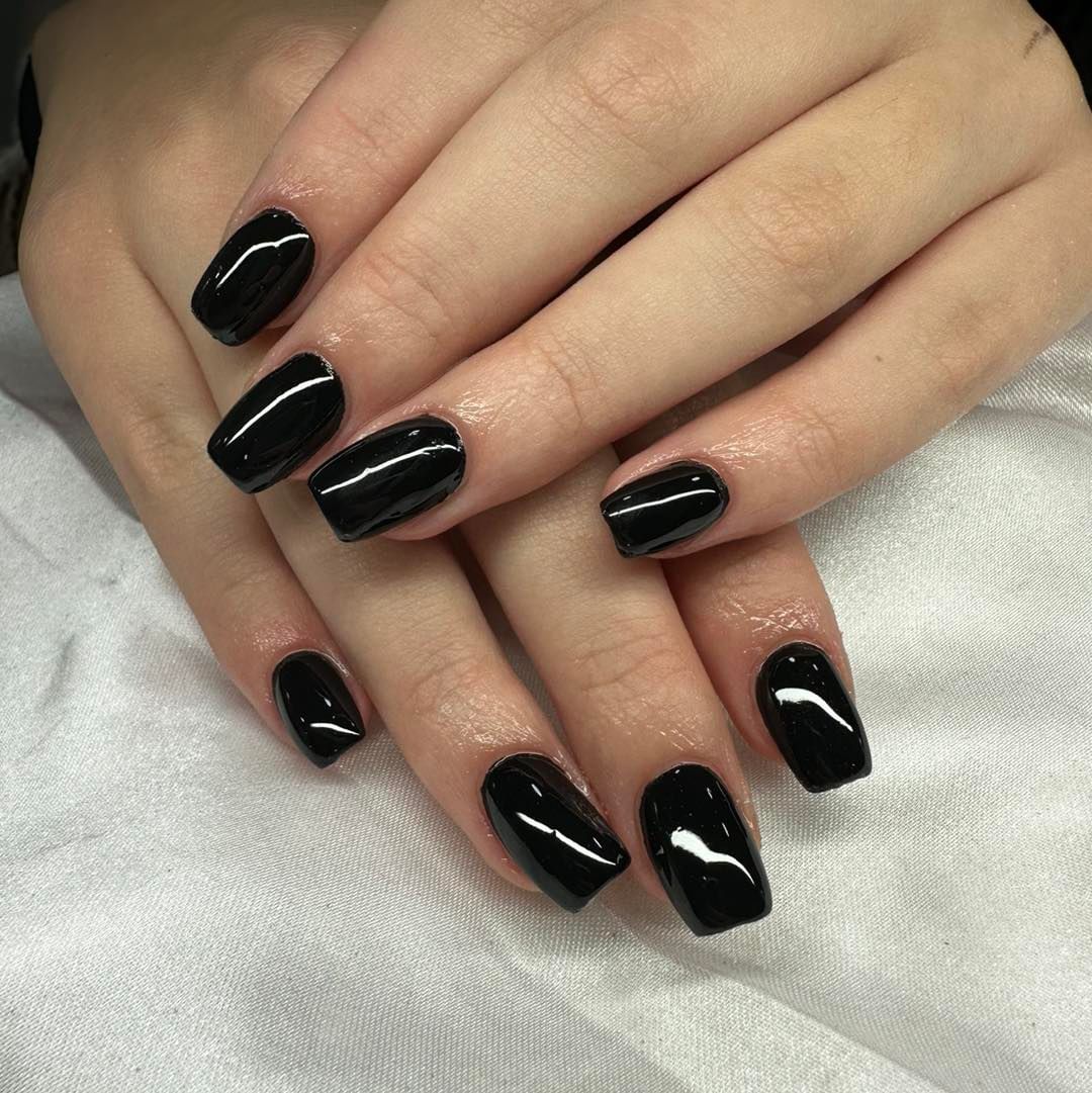 Márcia Tavares - Lisboa - Manicure and pedicure