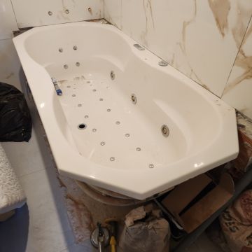 Hot Tub & Spa Repair Specialist