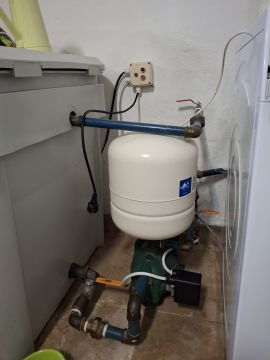 Canalizador (Reparação de Bombas de Água)