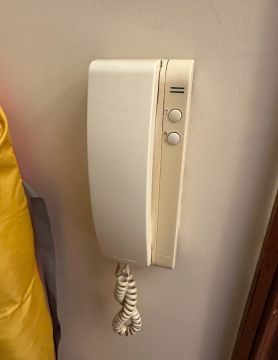 Intercoms Specialist