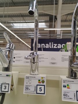 Canalizador (Reparação de Lavatório e Torneira)