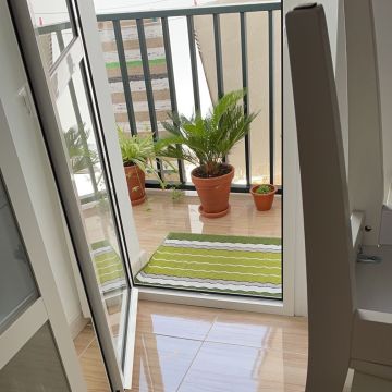 Ana Salvador - Lisboa - Reinigung von Jalousien