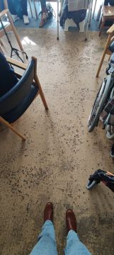 Vinyl or Linoleum Repair Specialist - Home Improvements