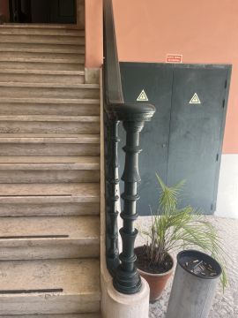 Carpinteiro (Reparação de Corrimão) - Casa