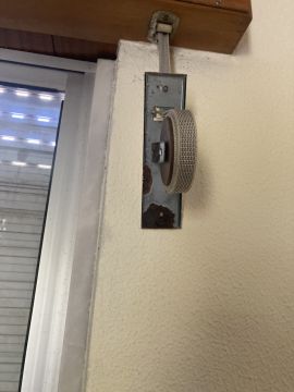 Técnico de Reparação de Estores