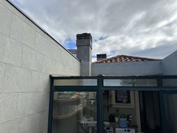 Handwerker für Dachrinnen