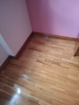 Técnico de Pisos em Madeira - Casa