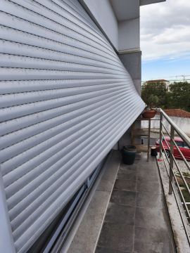 Técnico de Reparação de Estores