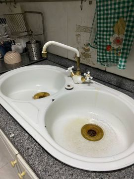 Canalizador (Lavatórios e Torneiras)