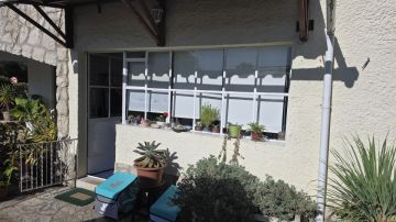 Empresa de Caixilharia de Alumínio