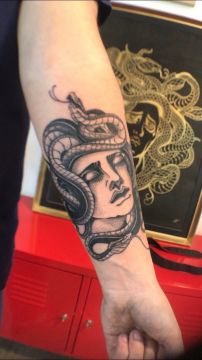 Tatuadores