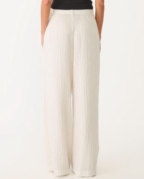 Couturière