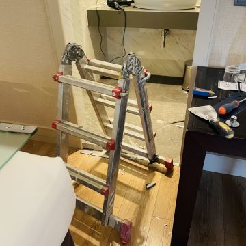 Construhelp - Torres Vedras - Reparação de Banheira e Chuveiro