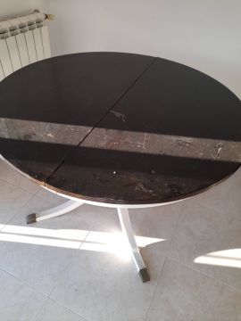 Möbel reparieren