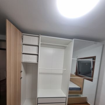 TAREK.S - Vila Nova de Gaia - Montagem de Mesa de Bilhar