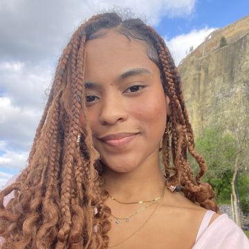 Tamyres Silva - Almada - Property Cleanup