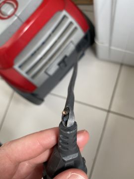 Vacuum Cleaner Repairman