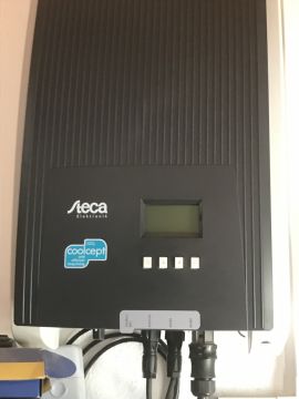 Techniker für Solaranlagen