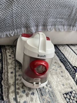 Techniker für Staubsauger