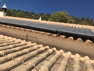 Reparatur einer Solaranlage / Photovoltaikanlage