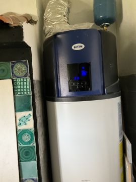 Techniker für Wärmepumpen