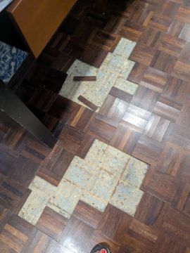 Técnico de Pisos em Madeira