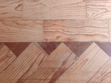 Técnico de Pisos em Madeira