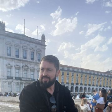 TAREK.S - Vila Nova de Gaia - Instalação de Cobertura de Pátio