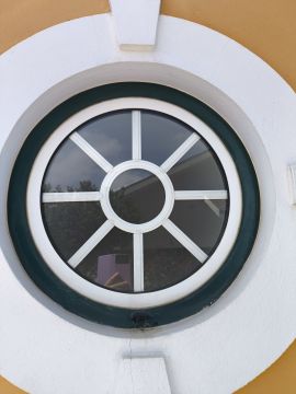 Empresa de Caixilharia de PVC
