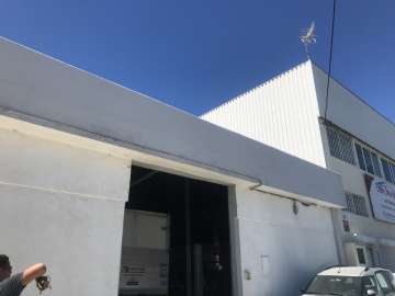 Roof Installation Professional
