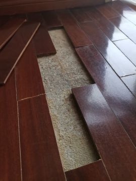 Técnico de Pisos em Madeira