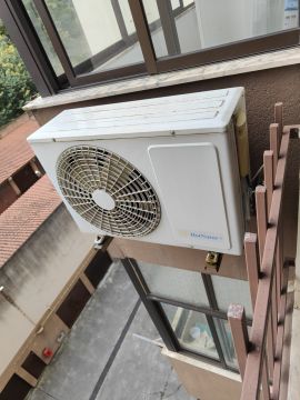 Techniker für Wärmepumpen
